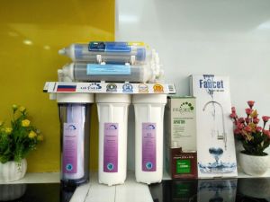 Máy lọc nước Nano Geyser TK8 với 8 cấp lọc